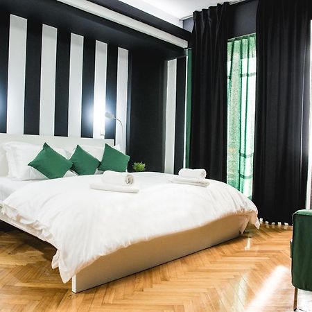 Home Plus Harmonia Athén Kültér fotó